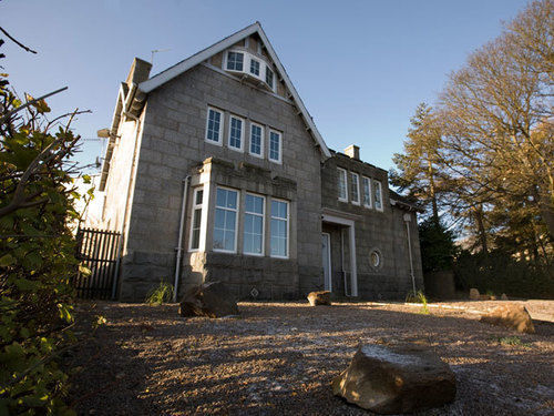 Aberdeen Serviced Apartments - The Lodge Exterior photo